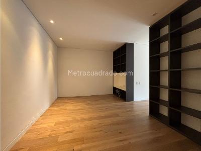 Apartamento de 3 alcobas en venta en La Cabrera, Bogotá, 345 m² · foto 17 de 18