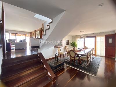 Casa en venta en Bosque De Pinos, Bogotá · foto 4 de 17