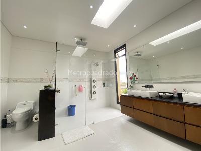 Casa de 5 alcobas en venta en Conjunto Valle Alto, La Calera, 750 m² · foto 14 de 20