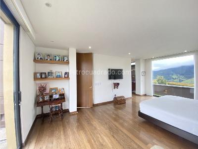 Casa de 5 alcobas en venta en Conjunto Valle Alto, La Calera, 750 m² · foto 18 de 20