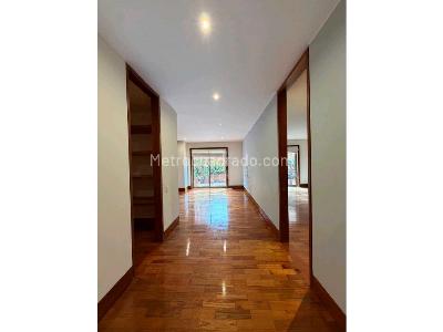 Apartamento en venta en Chico Alto, Bogotá · foto 4 de 11
