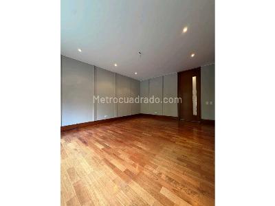 Apartamento en venta en Chico Alto, Bogotá · foto 5 de 11