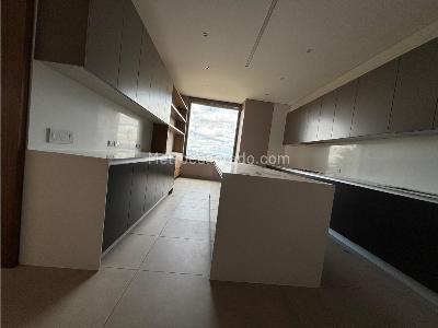 Apartamento de 4 alcobas en venta en Los Rosales, Bogotá, 464 m² · foto 5 de 14