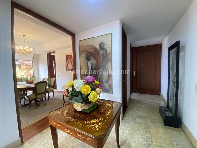 Apartamento en venta en Chico Navarra, Bogotá · foto 10 de 16