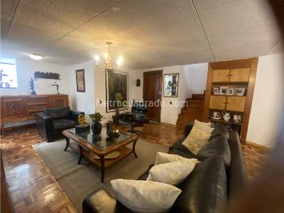 Apartamento de 3 alcobas en venta en Los Rosales, Bogotá, 264 m² · foto 5 de 20