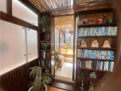 Apartamento de 3 alcobas en venta en Los Rosales, Bogotá, 264 m² · foto 15 de 20