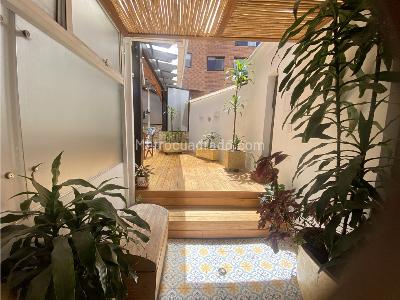 Apartamento de 3 alcobas en venta en Los Rosales, Bogotá, 264 m² · foto 16 de 20