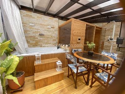 Apartamento de 3 alcobas en venta en Los Rosales, Bogotá, 264 m² · foto 18 de 20