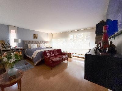 Apartamento de 3 alcobas en venta en Los Rosales Emaus, Bogotá, 200 m² · foto 11 de 17
