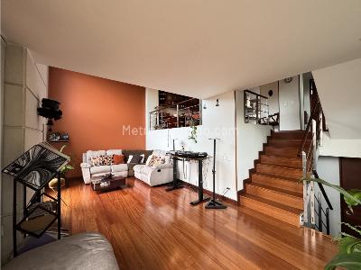 Casa de 4 alcobas en venta en Bosque De Pinos, Bogotá, 255 m² · foto 3 de 19