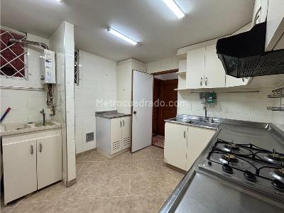 Apartamento en venta en Cedritos, Bogotá · foto 2 de 10