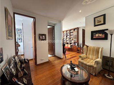 Apartamento en venta en Country Club, Bogotá · foto 9 de 16