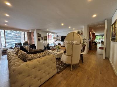 Apartamento de 3 alcobas en venta en La Cabrera, Bogotá, 395 m² · foto 9 de 20