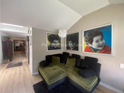 Casa de 3 alcobas en venta en Country Club, Bogotá, 240 m² · foto 7 de 15