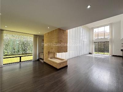 Casa de 4 alcobas en venta en Fusca, Chía, 915 m² · foto 9 de 20
