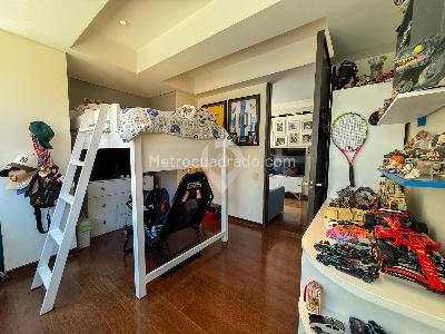 Apartamento de 3 alcobas en venta en La Cabrera, Bogotá, 196 m² · foto 13 de 14