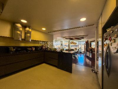 Apartamento de 3 alcobas en venta en La Cabrera, Bogotá, 196 m² · foto 6 de 14