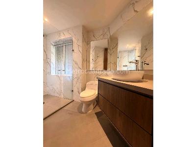 Apartamento de 3 alcobas en venta en Sierras Del Moral, Bogotá, 220 m² · foto 10 de 10