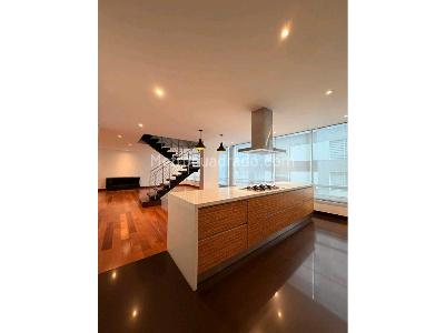 Apartamento en venta en Chico, Bogotá · foto 3 de 13
