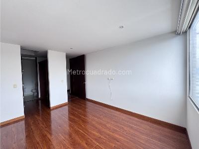 Apartamento de 2 alcobas en venta en Santa Barbara, Bogotá, 96 m² · foto 5 de 14