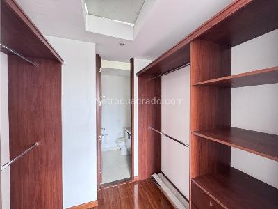 Apartamento de 2 alcobas en venta en Santa Barbara, Bogotá, 96 m² · foto 6 de 14