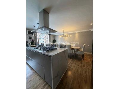 Apartamento en venta en Cerros Orientales, Bogotá · foto 2 de 10