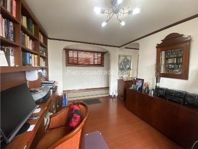 Apartamento de 3 alcobas en venta en Bosque De Pinos, Bogotá, 200 m² · foto 6 de 14