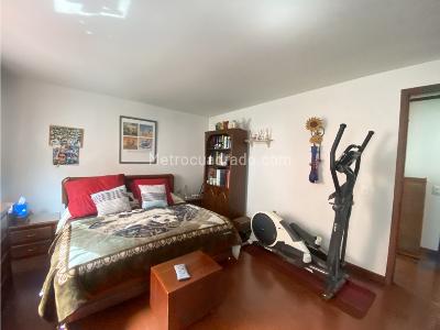 Apartamento de 3 alcobas en venta en Bosque De Pinos, Bogotá, 200 m² · foto 13 de 14