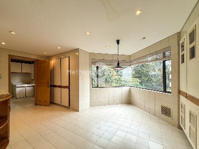 Apartamento de 3 alcobas en venta en Los Rosales, Bogotá, 320 m² · foto 11 de 20