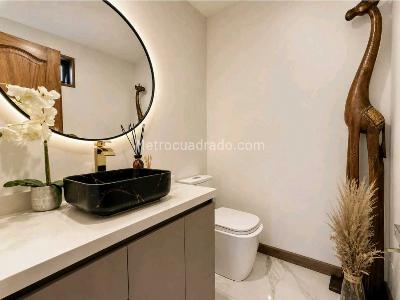 Casa de 5 alcobas en venta en Cerros Orientales, Bogotá, 600 m² · foto 7 de 14