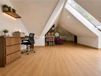 Casa de 5 alcobas en venta en Cerros Orientales, Bogotá, 600 m² · foto 13 de 14
