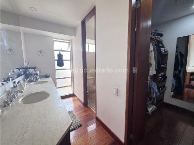Casa de 4 alcobas en venta en Bosque De Pinos, Bogotá, 226 m² · foto 10 de 16