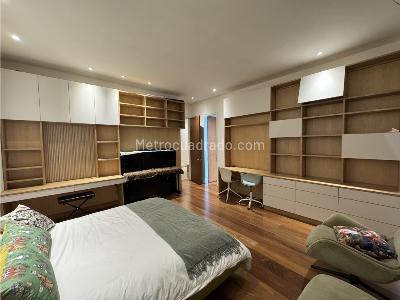 Apartamento de 4 alcobas en venta en La Cabrera, Bogotá, 329 m² · foto 17 de 20