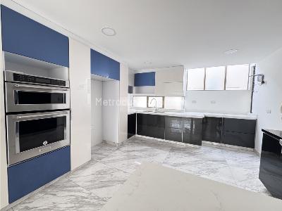Casa de 4 alcobas en venta en Bosque De Pinos, Bogotá, 286 m² · foto 4 de 20