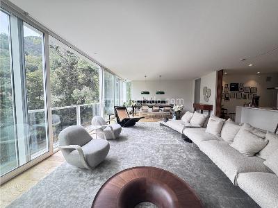 Apartamento de 4 alcobas en venta en Chico Alto, Bogotá, 363 m² · foto 2 de 20