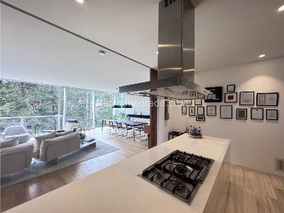 Apartamento de 4 alcobas en venta en Chico Alto, Bogotá, 363 m² · foto 17 de 20