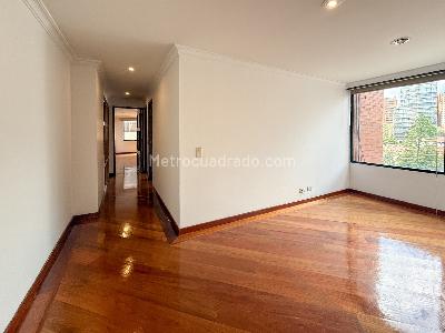 Apartamento de 3 alcobas en venta en La Cabrera, Bogotá, 174 m² · foto 8 de 13