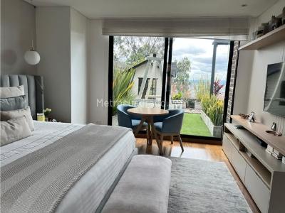 Apartamento de 3 alcobas en venta en Los Rosales, Bogotá, 309 m² · foto 3 de 18