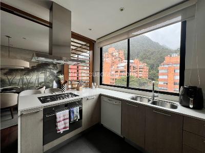 Apartamento de 3 alcobas en venta en Los Rosales, Bogotá, 309 m² · foto 10 de 18