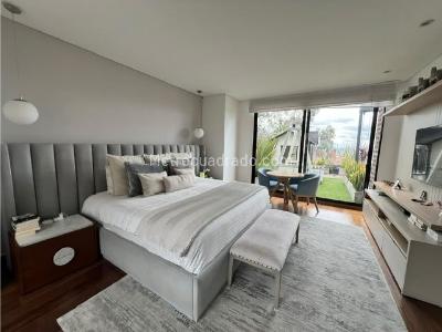 Apartamento de 3 alcobas en venta en Los Rosales, Bogotá, 309 m² · foto 11 de 18