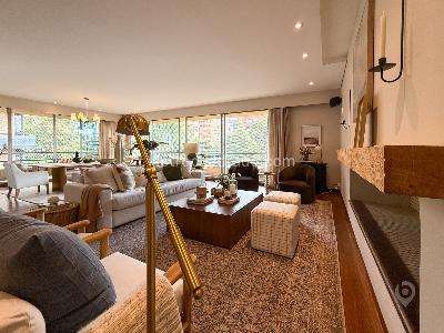 Apartamento de 4 alcobas en venta en La Cabrera, Bogotá, 309 m² · foto 2 de 18