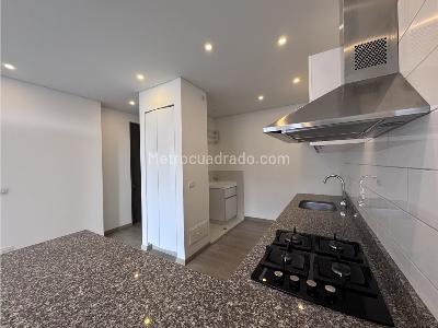 Apartamento en venta en Chico Navarra, Bogotá · foto 4 de 15