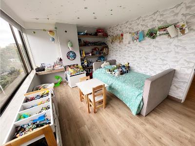 Apartamento de 4 alcobas en venta en La Cabrera, Bogotá, 187 m² · foto 11 de 13