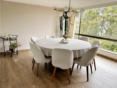 Apartamento de 4 alcobas en venta en La Cabrera, Bogotá, 187 m² · foto 5 de 13