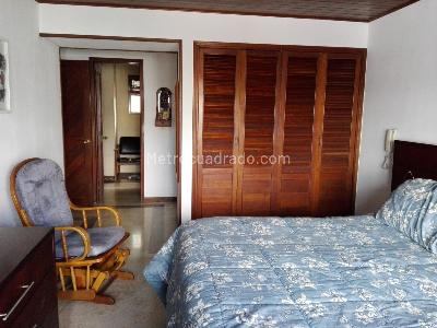 Apartamento de 4 alcobas en venta en Ciudad Jardin, Cali, 157 m² · foto 17 de 19