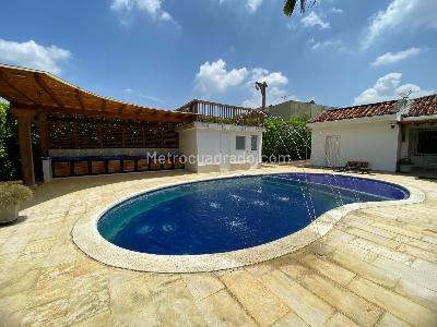 Casa de 4 alcobas en venta en Ciudad Jardin, Cali, 600 m² · foto 16 de 20