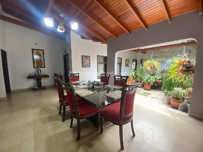 Casa de 4 alcobas en venta en Prados Del Norte, Cali, 318 m² · foto 3 de 19