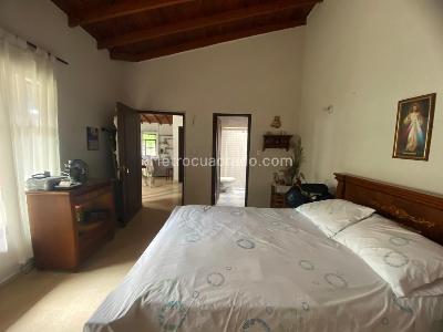 Casa de 4 alcobas en venta en Prados Del Norte, Cali, 318 m² · foto 14 de 19