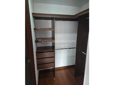 Apartaestudio en venta en La Castellana, Bogotá, 49 m² · foto 7 de 13