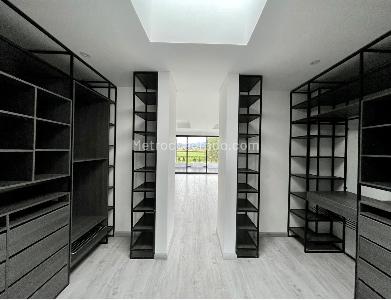 Casa de 5 alcobas en venta en La Balsa, Chía, 435 m² · foto 9 de 18